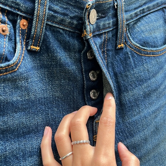 Levi’s dark wash jeans - Picture 3 of 11